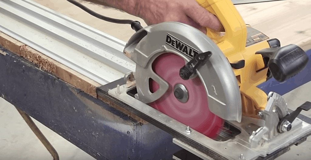 Can a Tracksaw Replace a Table Saw?